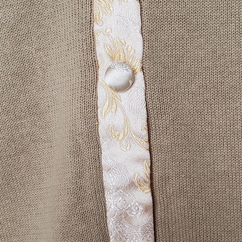 Storybook Knits Stunning Silver Cardigan Sweater, Silver and Gold Leaves Sz LG - Picture 10 of 13